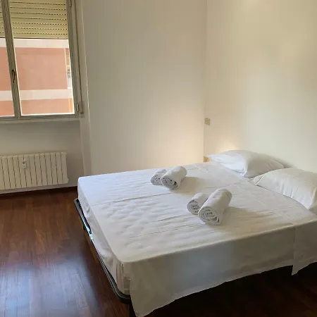 Whouse Luxury Universita' 2* Болонья