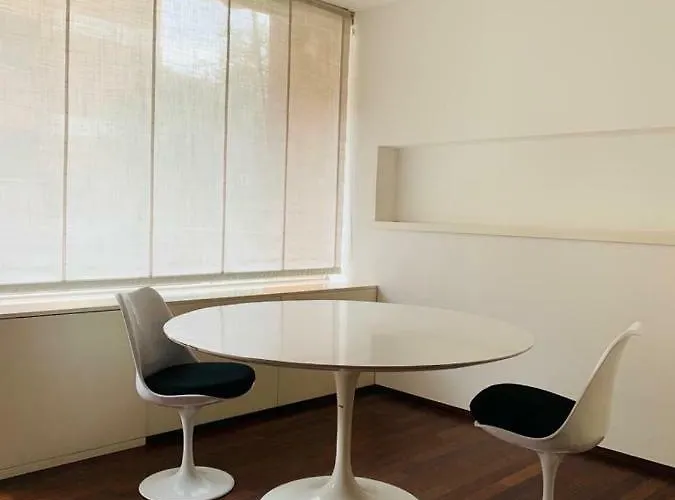 Whouse Luxury Universita'