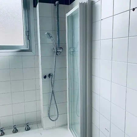 Whouse Luxury Universita' 2*