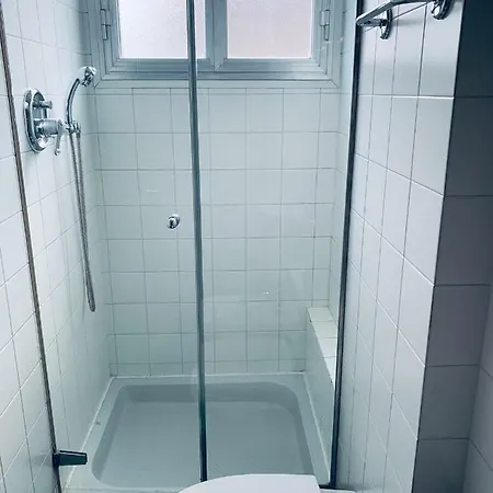 Guest house Whouse Luxury Universita' 2*