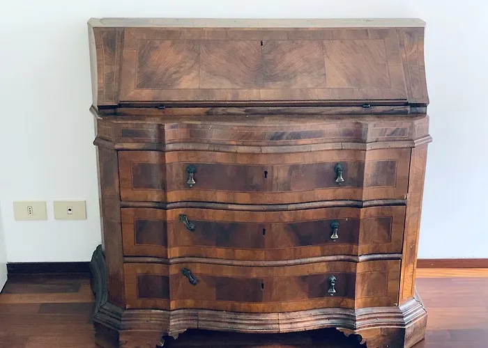 Whouse Luxury Universita'