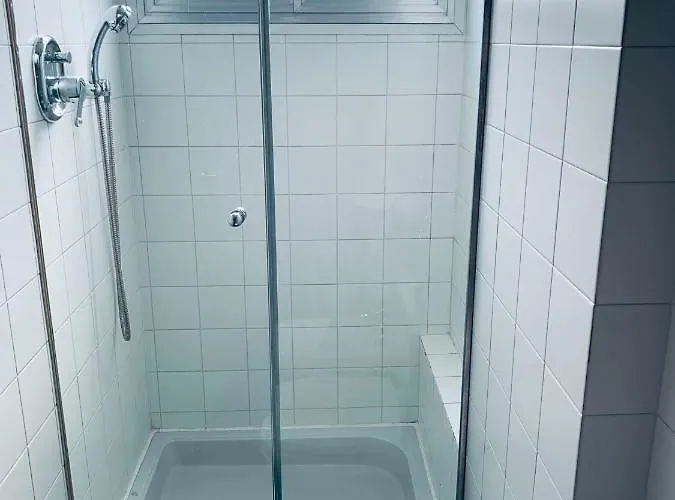 게스트하우스 Whouse Luxury Universita' 2*